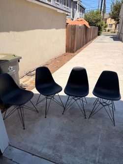 Set of 4 Eames Style DSR Side Chairs