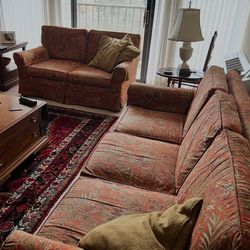 Furniture Sale – Moving/Clearing Out! (Swarthmore)