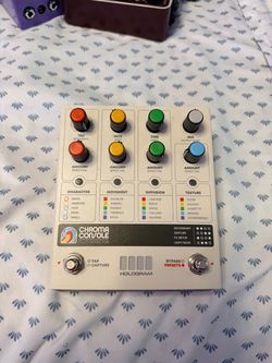 Hologram Chroma Console Multi-Effector Pedal