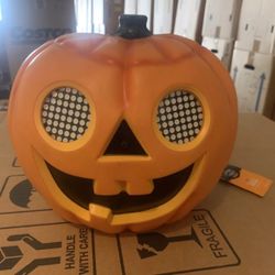 9'' Animated Moving Eyes Jack-O'-Lantern Halloween Decorative Holiday Scene Prop