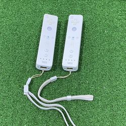 2 Nintendo Wii Remotes