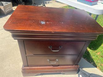 Night stand -FREE