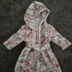 Baby Robe Size 0-9m