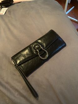 Jessica Simpson wristlet