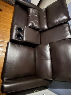 Sofa reclinable de cuero/ reclinable brown leather sofa