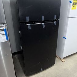 Brand New, Huge, Open-Box Refrigerators $499 Up Now On Liquidation sale!