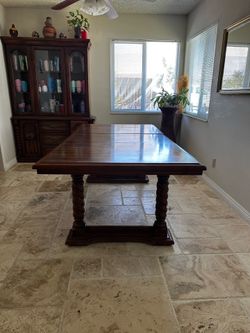 Dinning Table with 6 chairs (pick up only)