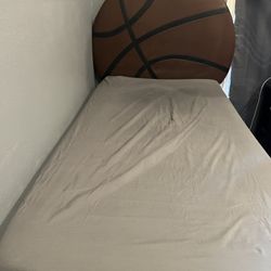  🏀Headboard ( Only ) Twin Size - Two Available 