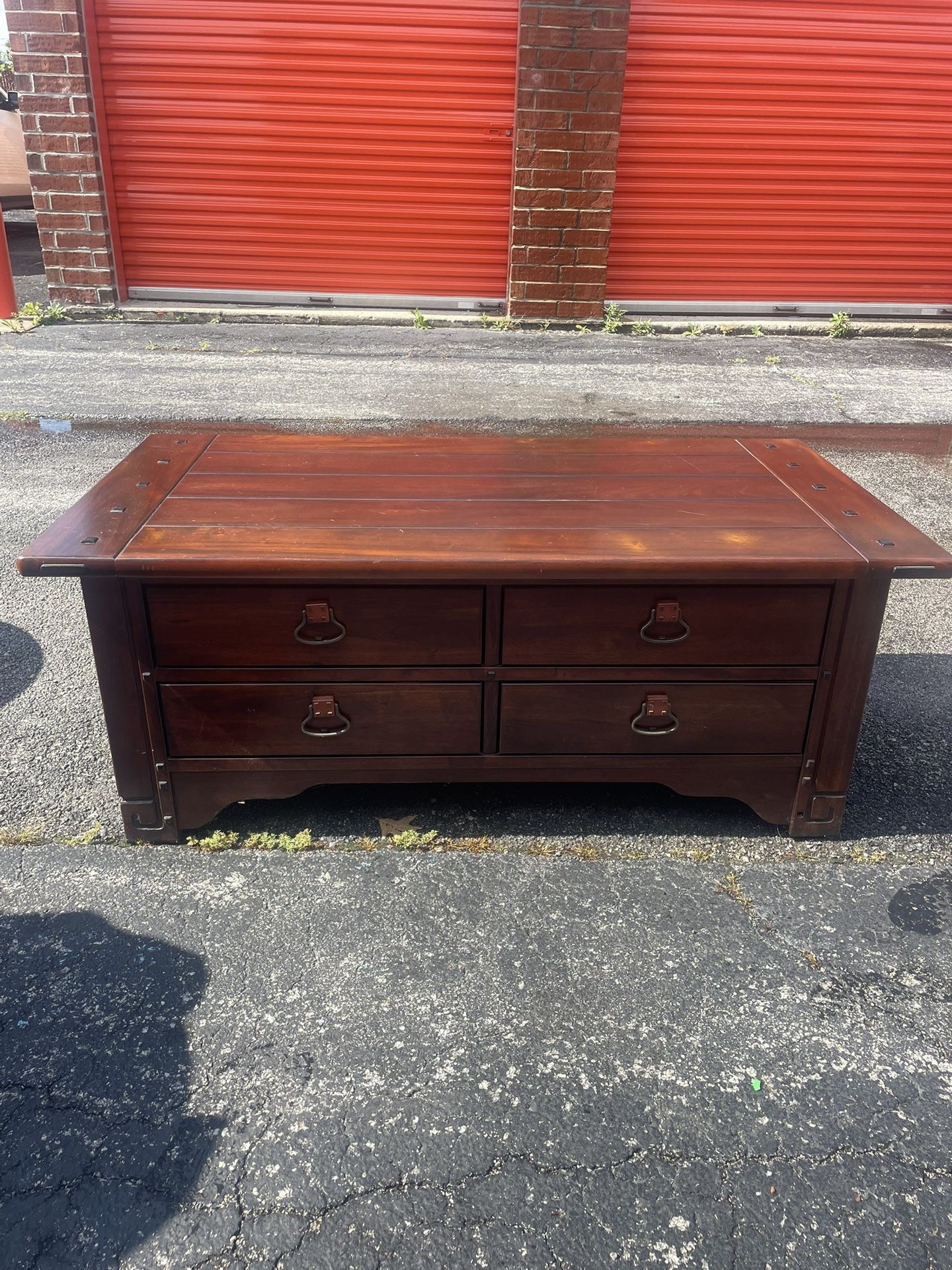 Wooden Coffee Table 