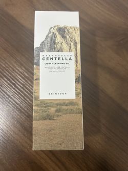 SKIN1004 Madagascar Centella Light Cleansing Oil 200ml • NEW • EXP 2027/04/24 