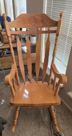 Wood Rocking Chair