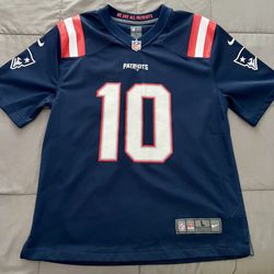 Mac Jones jersey 