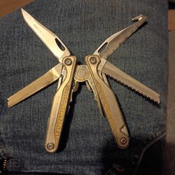 Leatherman Charge 