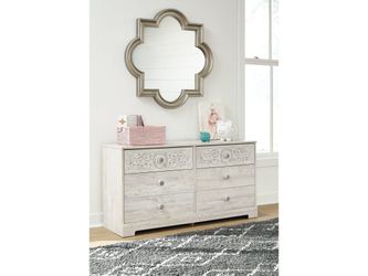 Paxberry Whitewash Dresser (28.78" H)