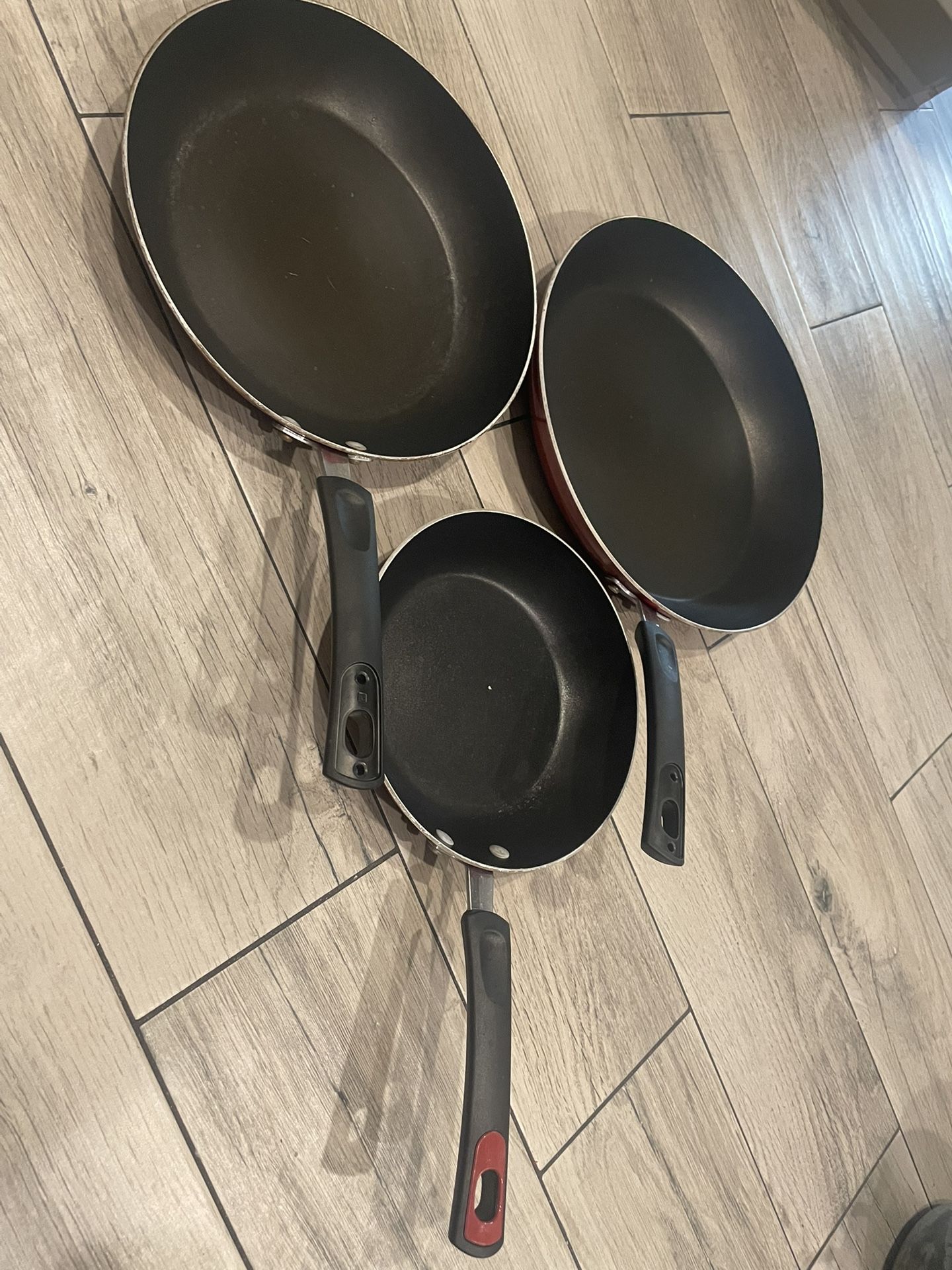Pan Set Of 3