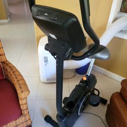 MAQUINA de EJERCICIO