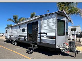 2019 Wildwood Dlx 39Fden