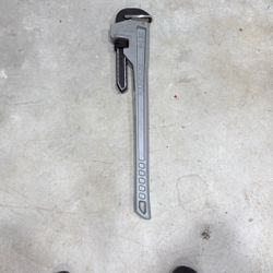Milwaukee 3’ Aluminum Pipe Wrench 