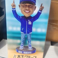 Dodgers Bobblehead Doc Dave Robert's 