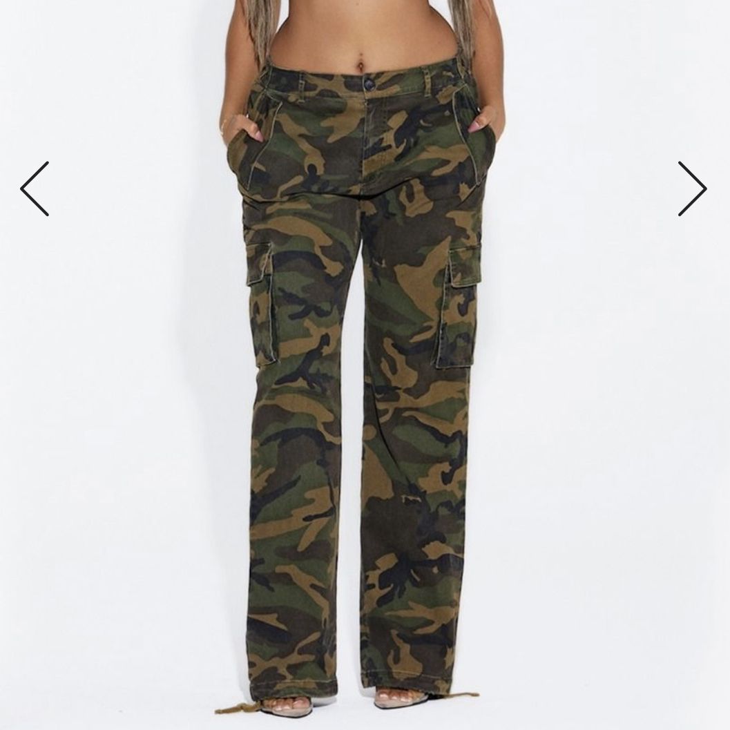 Naked Wardrobe Camo Cargo Pants XL for Sale in Oakland, CA - OfferUp