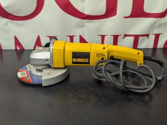 Dewalt 7-in angle grinder dw840