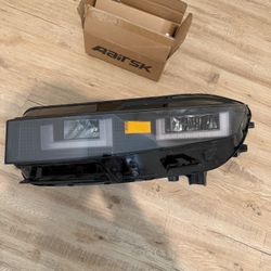 Hyundai Ioniq 5 Headlight Right Side  2022 2023 2024 2025 