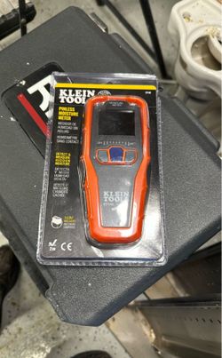 Klein Tools Pinless Moisture Meter