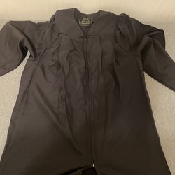 Graduation Gown - LIKE NEW