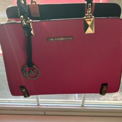 Michael Kors Purse Pick Up Only