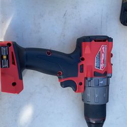 M18 Fuel Hammer Drill Nuevo $95