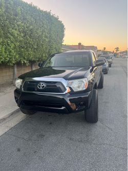 2012 Toyota Tacoma Access Cab 6ft bed