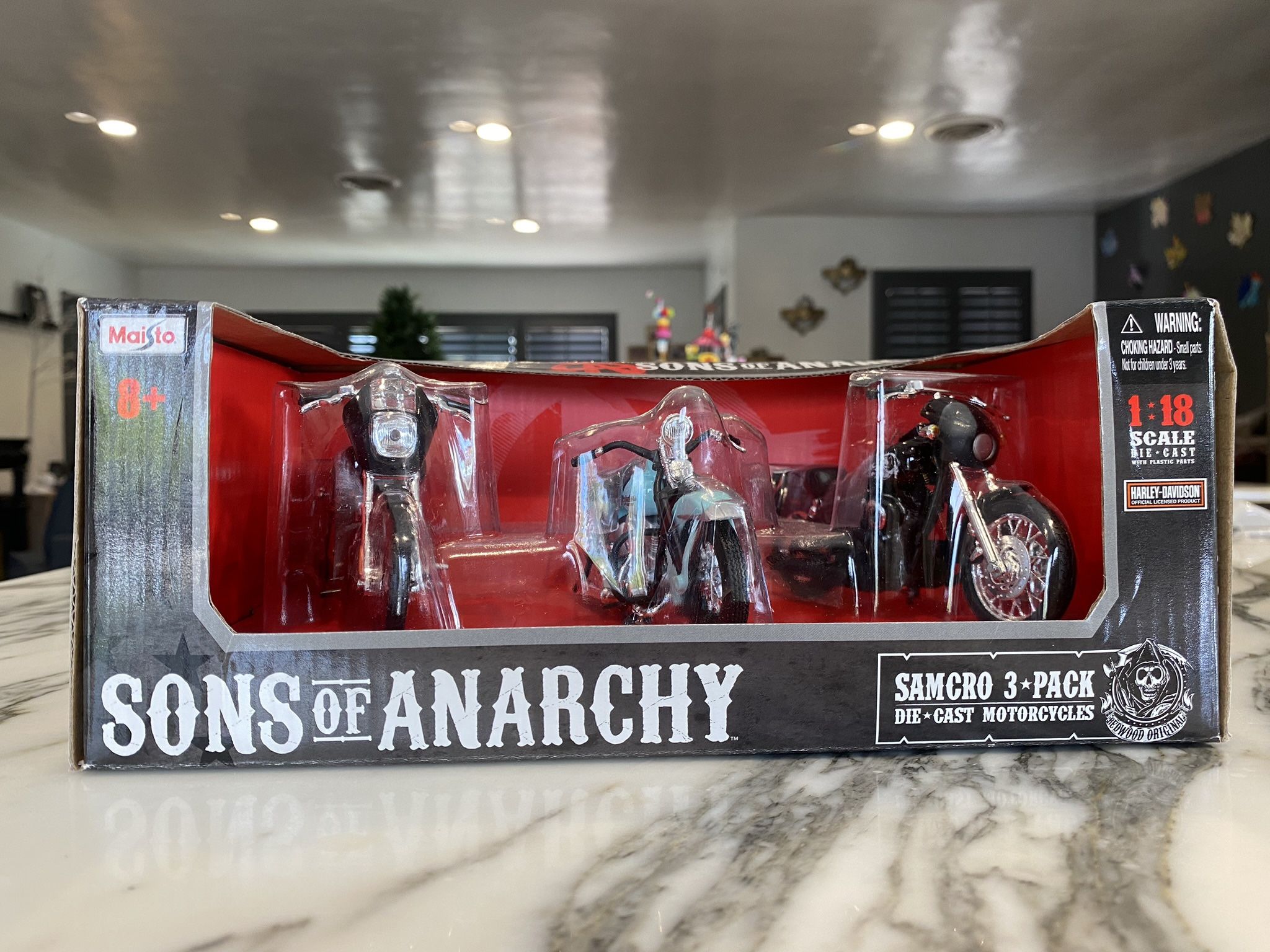 SONS OF ANARCHY SAMCRO 3-PACK HARLEY DAVIDSON MODEL BIKES RARE!!!