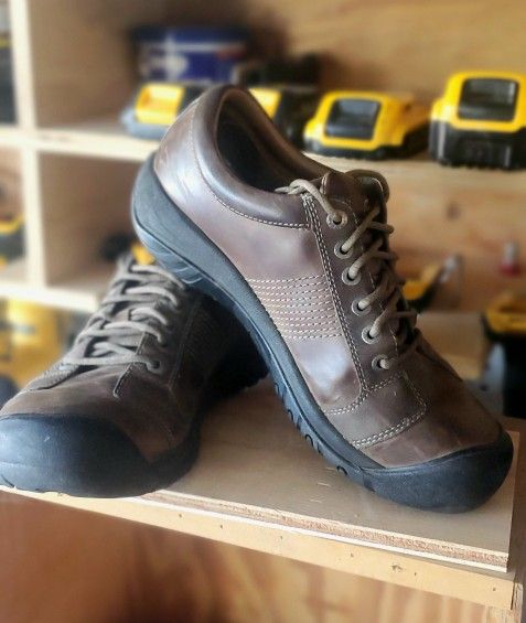 Keen Mens Size 12