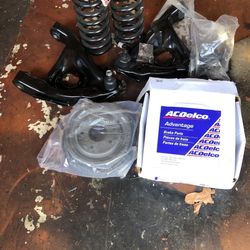 1993=2003 Chevy S10 Front Lower Control Arms 