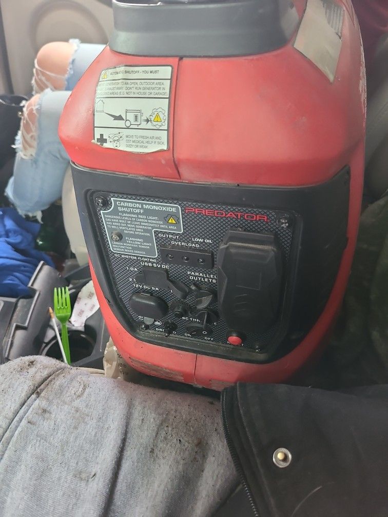 Predator SUPER QUIET INVERTER 1400