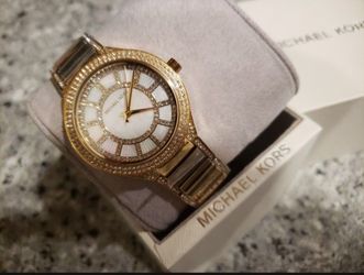 Woman's Gold Watch - Michael Kors