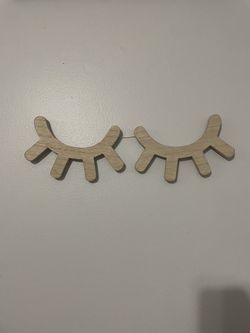 Wall Decor Wood Eye Lashes