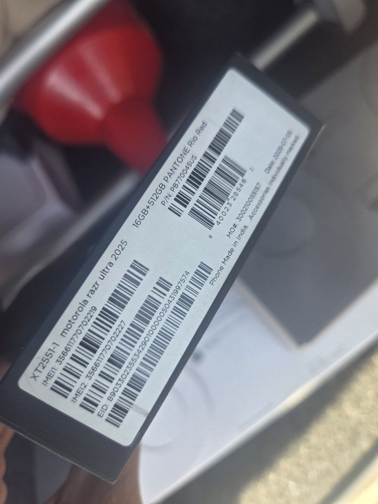 Moto Razor Ultra 2025