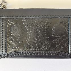 The SAK IRIS Leather Wristlet 