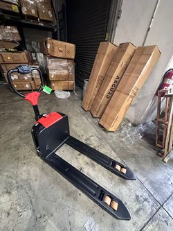 Brand new electric pallet jack