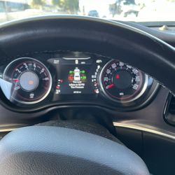 Dodge Challenger Sxt