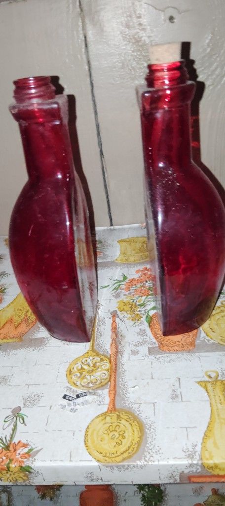 Old Bottle's
