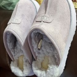 Like New Ugg Women’s Size 6