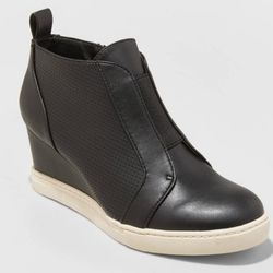 New Wedge Bootie SIZE 7.5