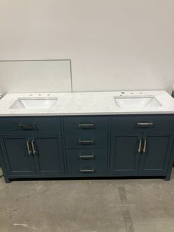 73” Solid Wood Bathroom Vanity with Stone Countertop (Top Damaged) 