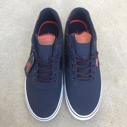 Men's Brand New Levi's ShoesÙ¡
