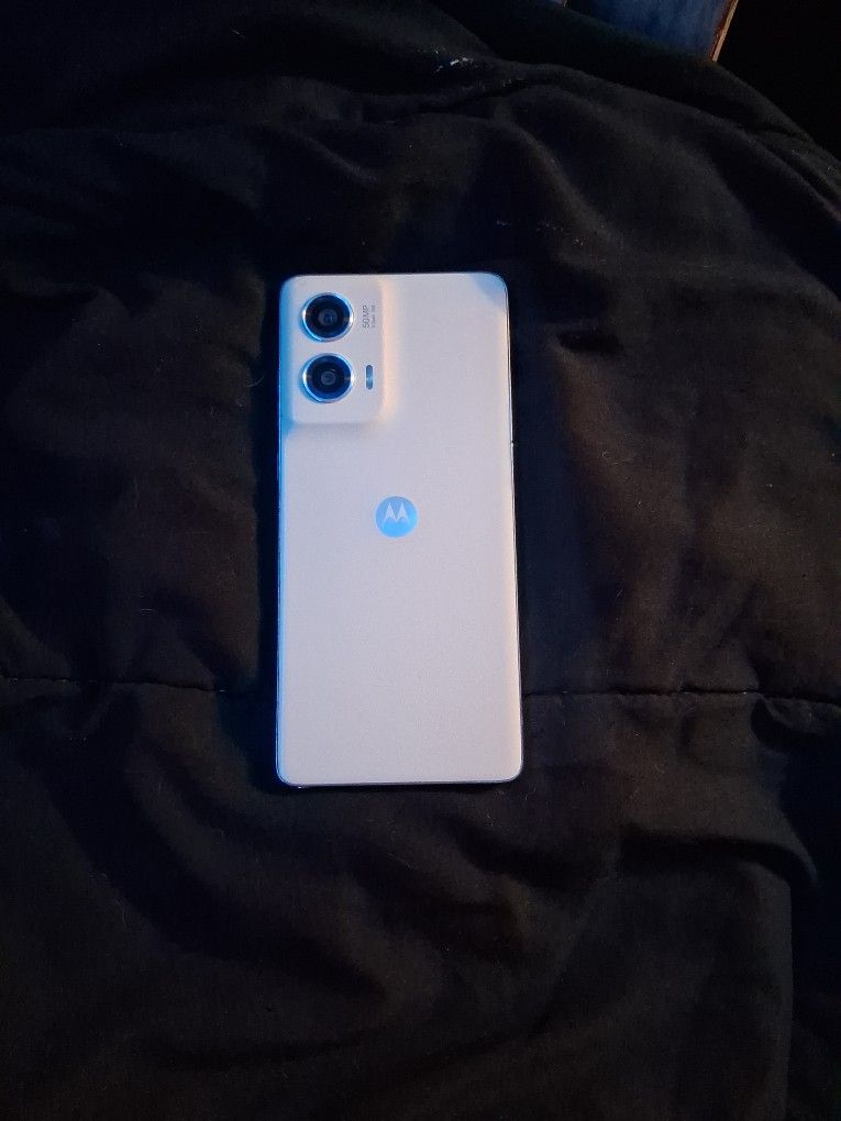 Moto G 5g 2024 Any company?