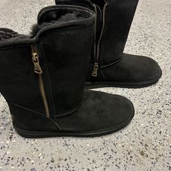 $45 Firm Brand New Boots Size 11