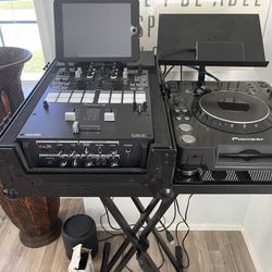Pioneer S 7 Mixer And Cdj 