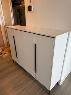 White 4-Door Shoe Cabinet – Holds 24 Pairs